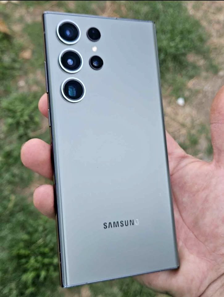 samsung s23 ultra, 256 gb y 12 de ram. Gama alta